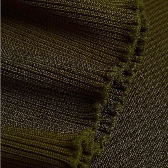 Good American Ribbed Midi Skirt in Olive Green Size 1 - Picture 4 of 8